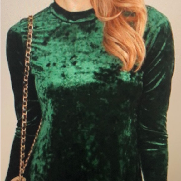 NWT! Boutique Pine Green Velvet Dress. - Picture 2 of 3